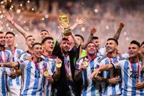 九游体育直播-持续失利引发热议！，梅西在塞尔维亚队比赛中险胜赛场气氛高涨的简单介绍